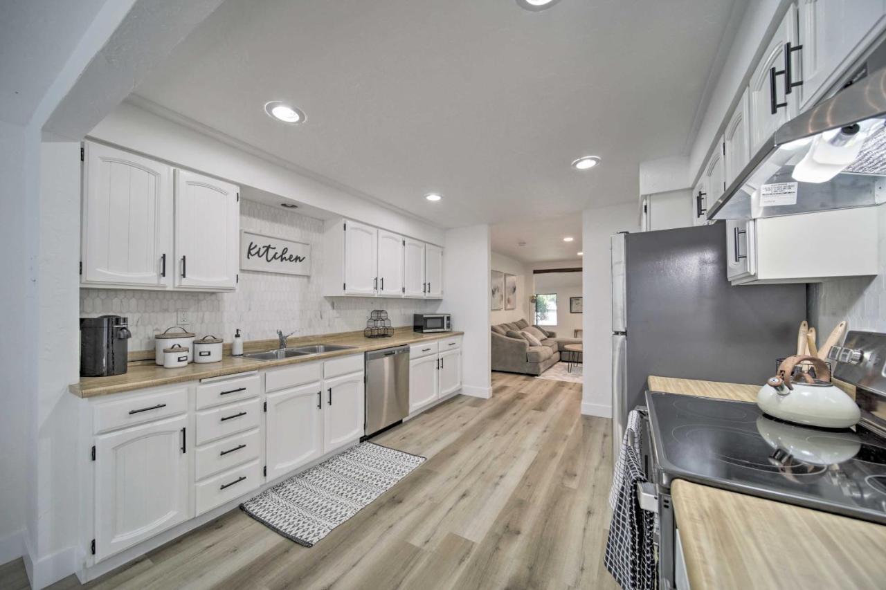 Bright And Airy Liberty Lake Abode With Backyard! Ngoại thất bức ảnh