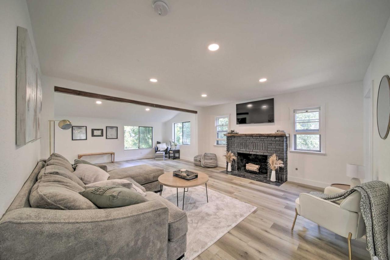 Bright And Airy Liberty Lake Abode With Backyard! Ngoại thất bức ảnh