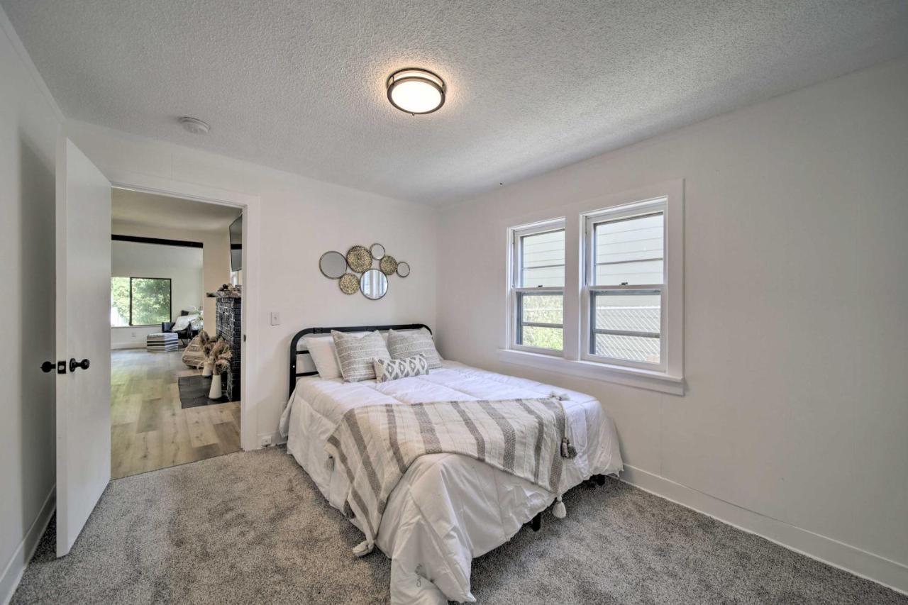 Bright And Airy Liberty Lake Abode With Backyard! Ngoại thất bức ảnh